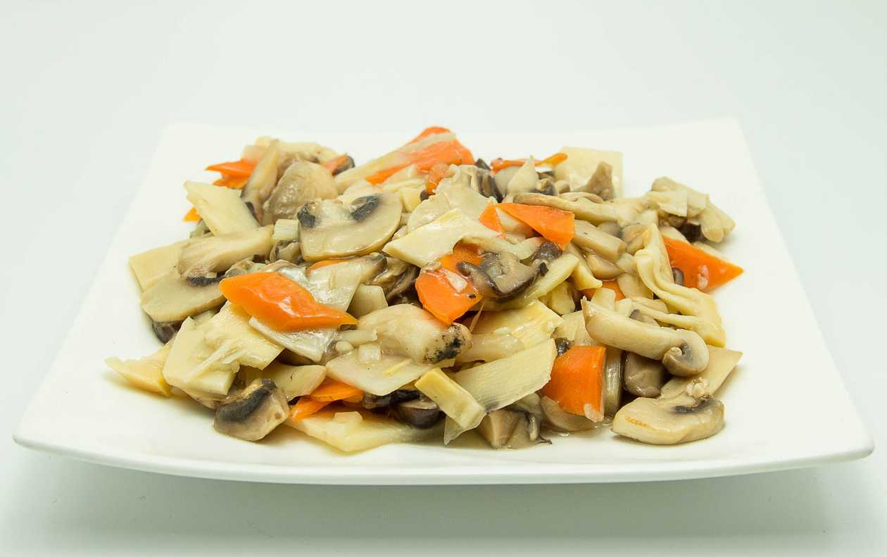 Mushrooms with bamboo