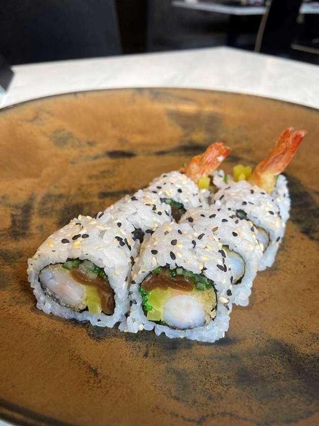 Uramaki Prawn in Tempura