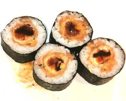 Salmon Futomaki