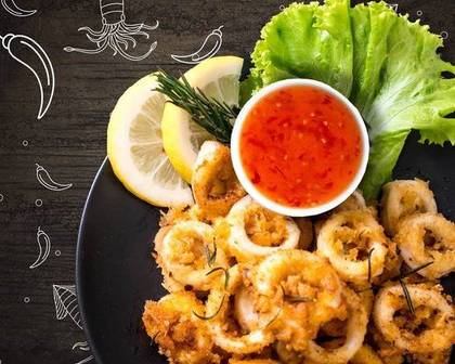 Crispy Calamari - 8 pieces