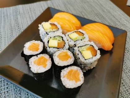 MENU S4 (12 pieces)