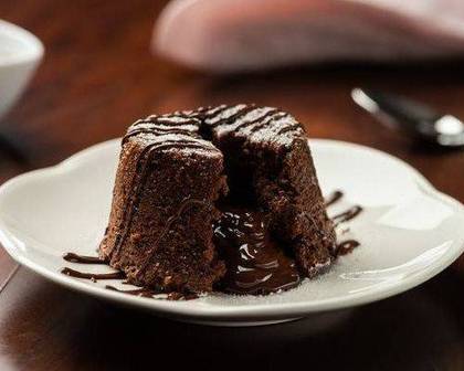 🎁 2-for-1 Chocolate Lava Cake