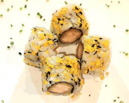 Panko Salmon Uramaki