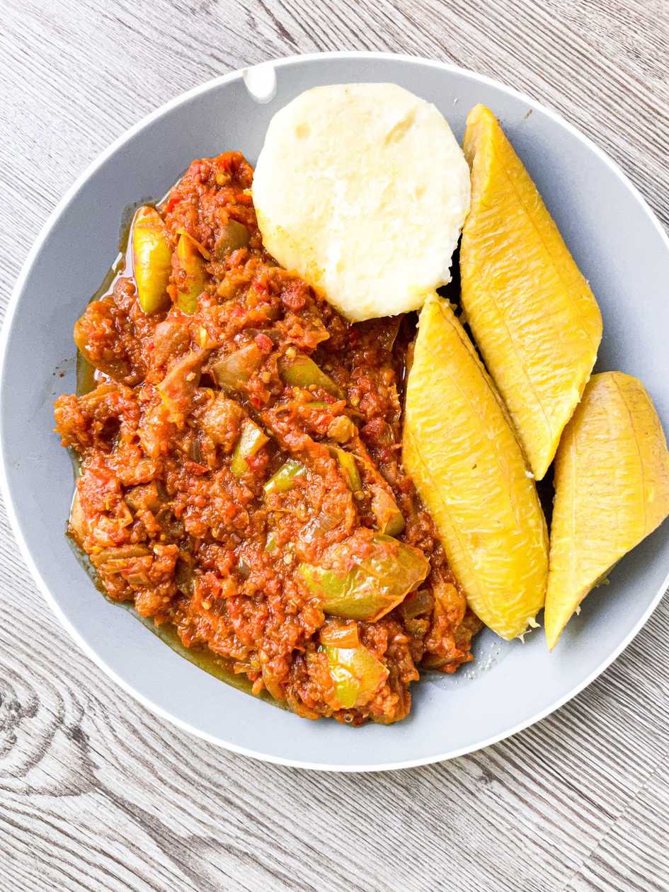 Half Yam & Half Apem with Garden Eggs Stew (Tuna & Boiled Egg)