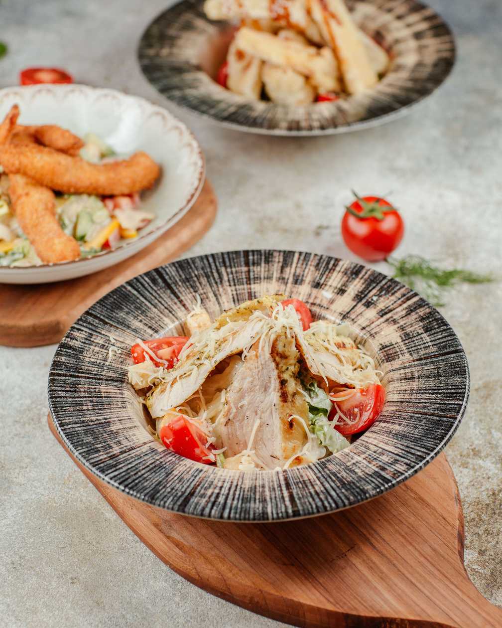 Sezar salatı toyuqlu