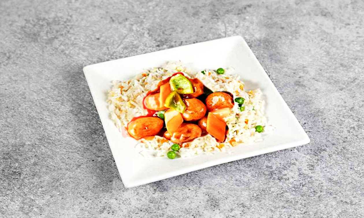 115A. Egg Fried Rice With Chicken & sweet sour souce