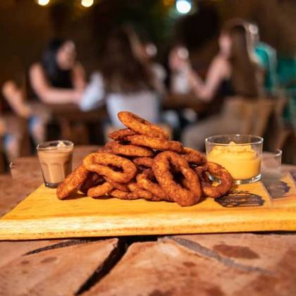 Breaded Onion Rings (12 pieces)