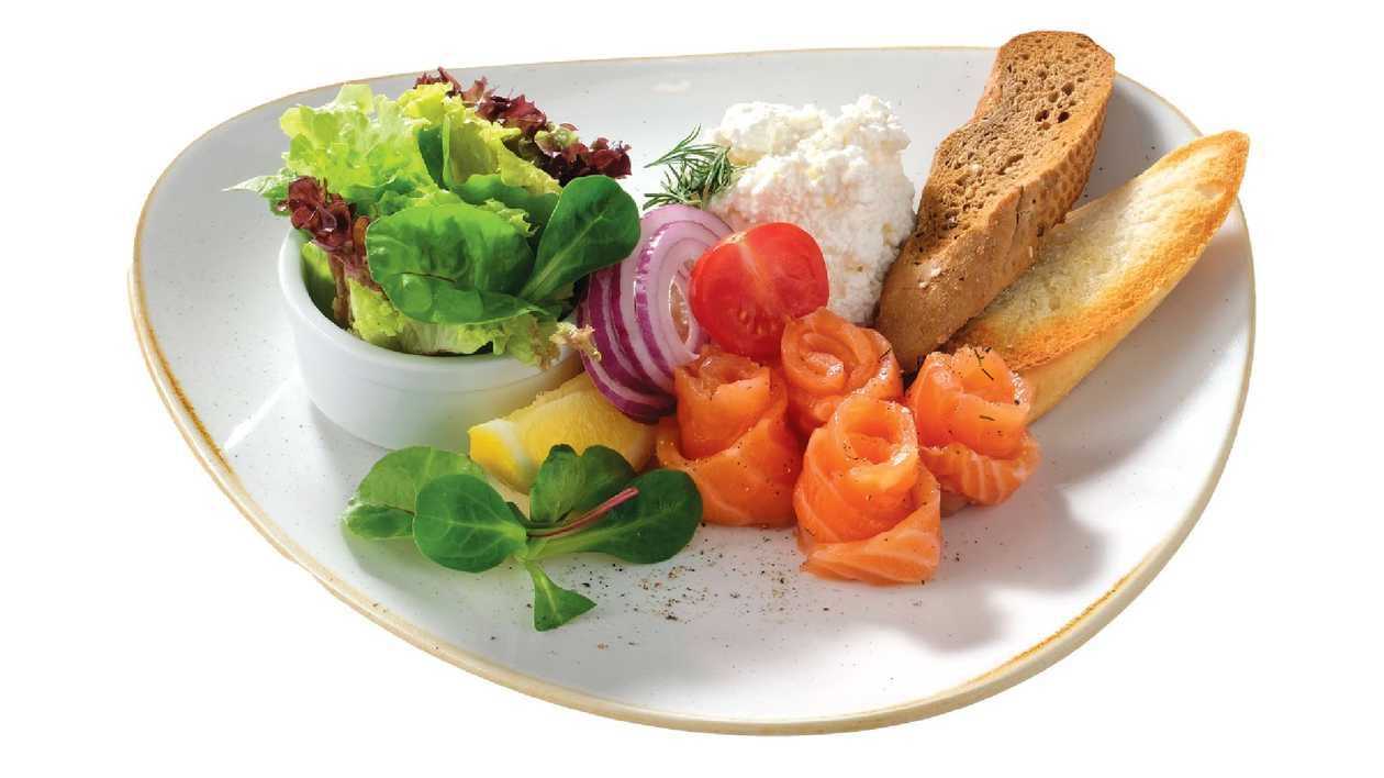 🍃 Breakfast plater with salmon