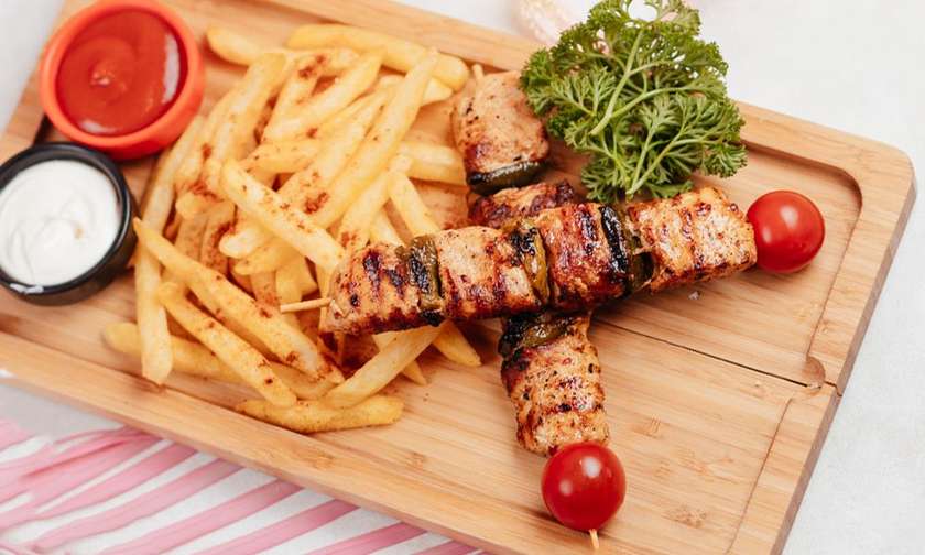 Chicken on skewers  + FRİES