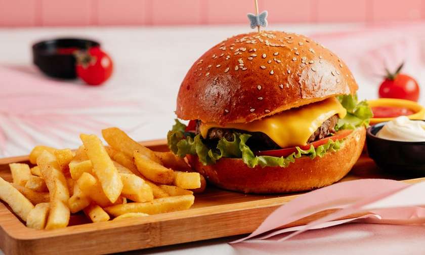 BEEF BURGER  + FRİES
