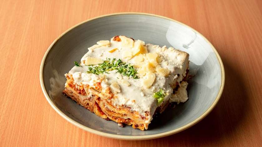 Lasagna Bolognese & Cream