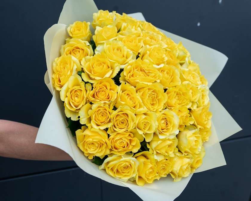 Bouquet Of 51 Yellow Roses (50 cm)