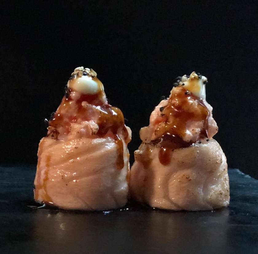 Gunkan Salmão Braseado 6 Peças