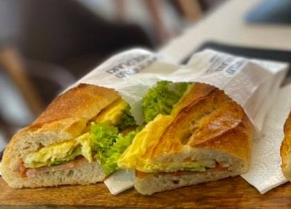 Vegetarian Sandwich with Fried Egg