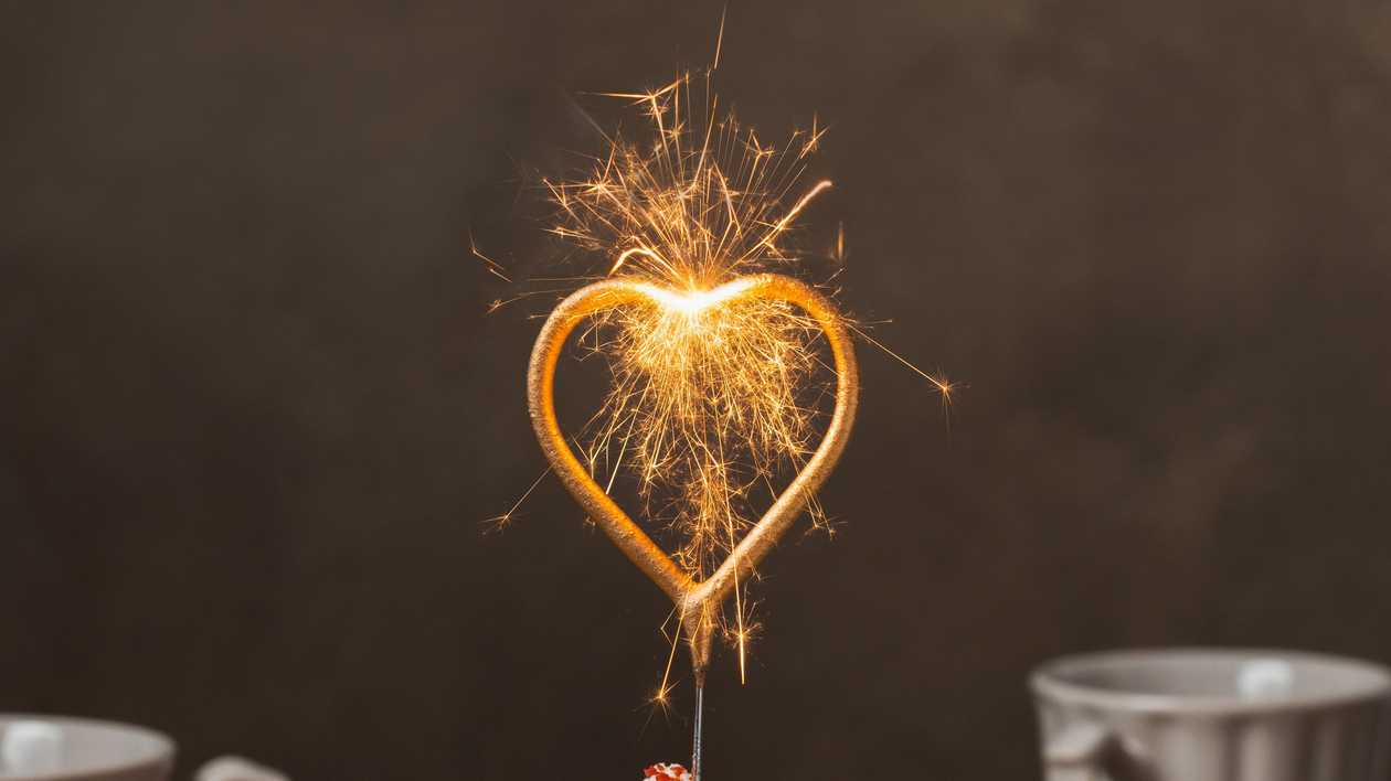Bengali Heart Sparklers, 2 pcs (pack)