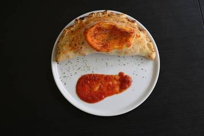 Calzone Classico