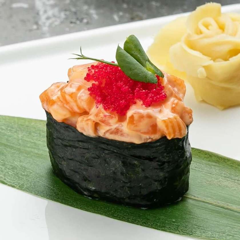 Gunkan Spicy Salmon