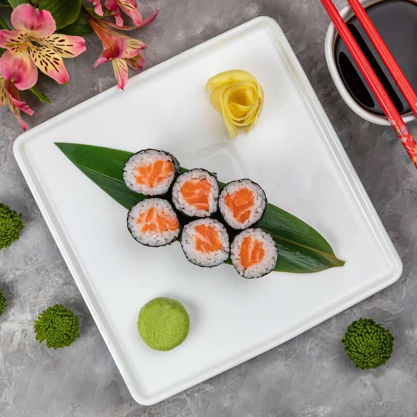 Salmon Maki