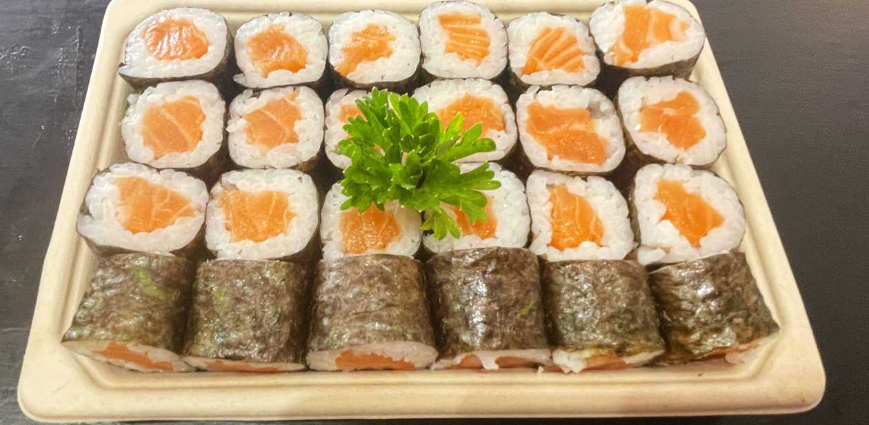 U18. Maki de Salmão 小さなロール