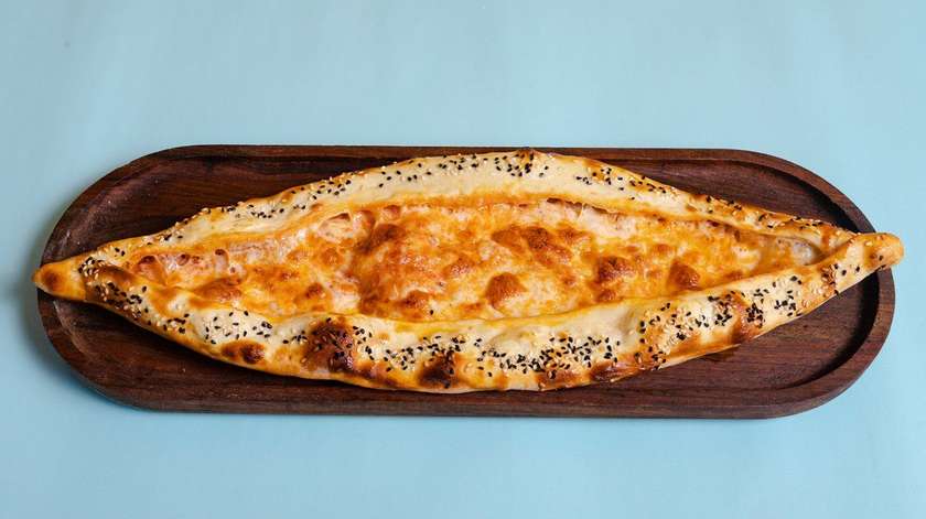 Pide with Cheese