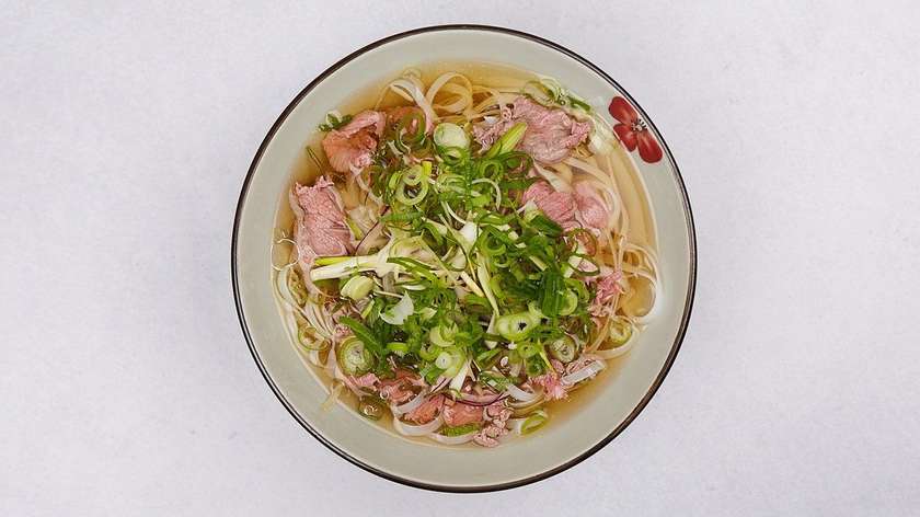 A03 Hanoi broth with beef