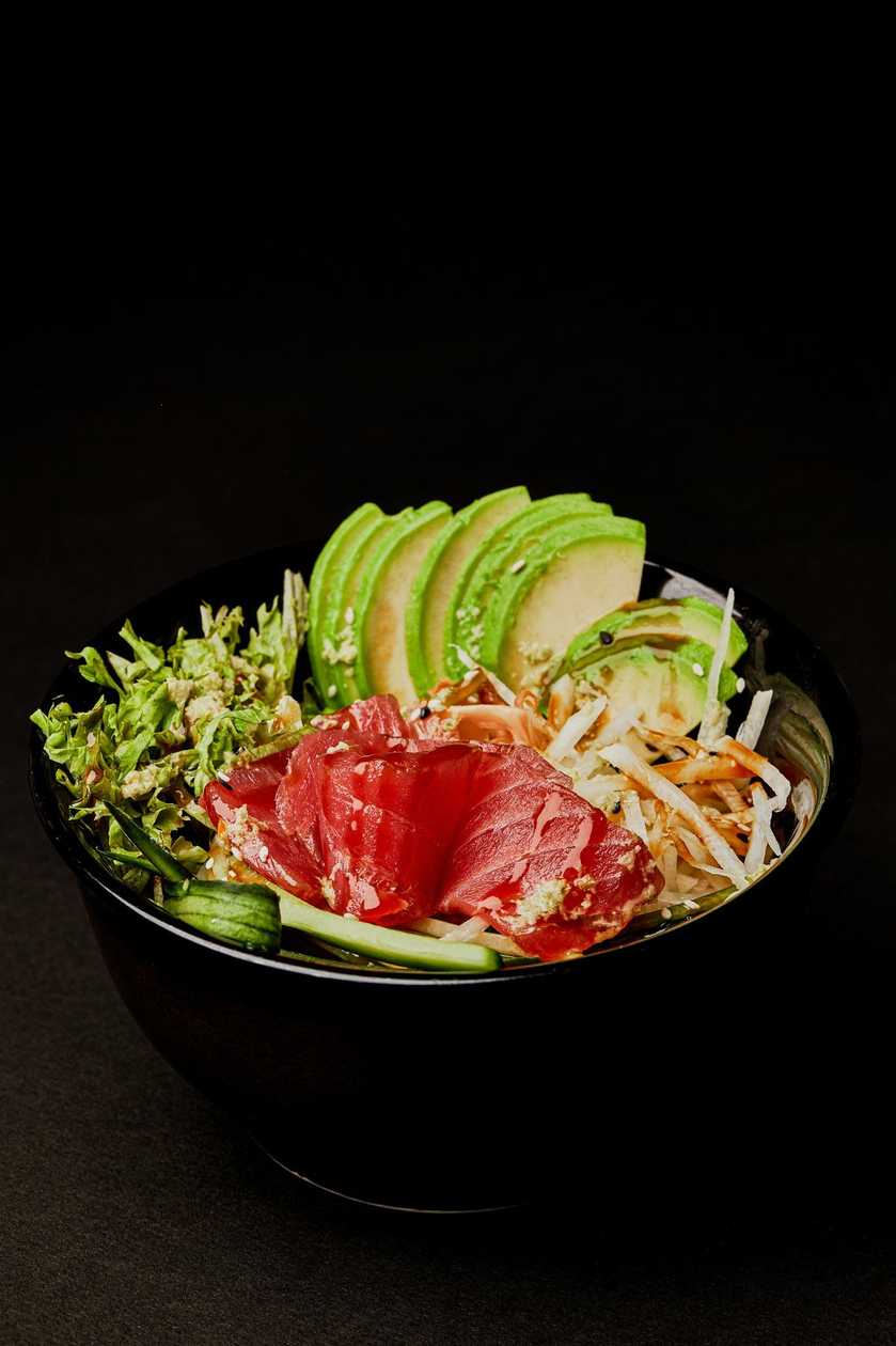 Maguro poke bowl