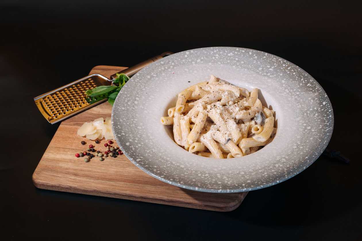 Funghi e porcini pasta