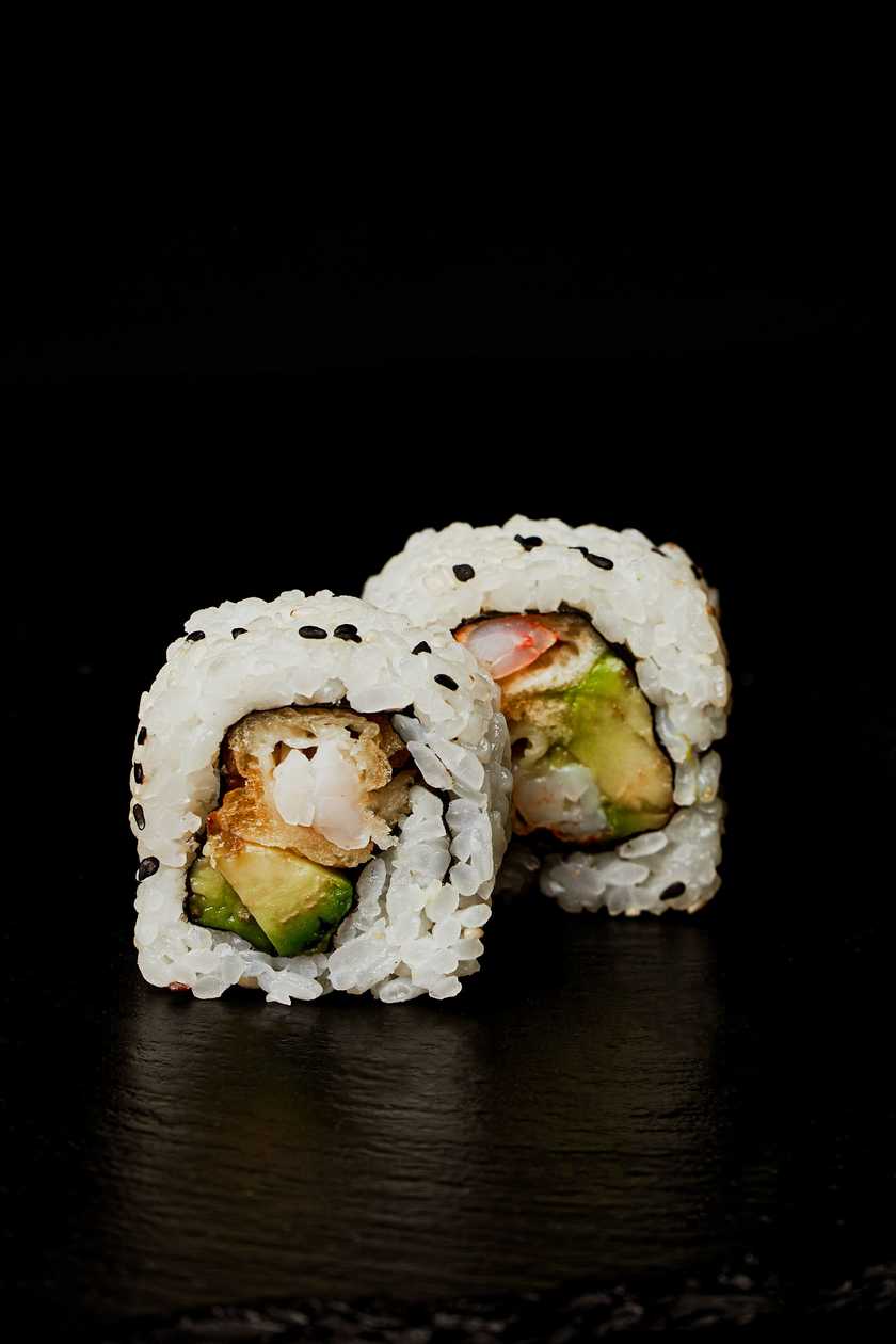 Ebi avocado maki