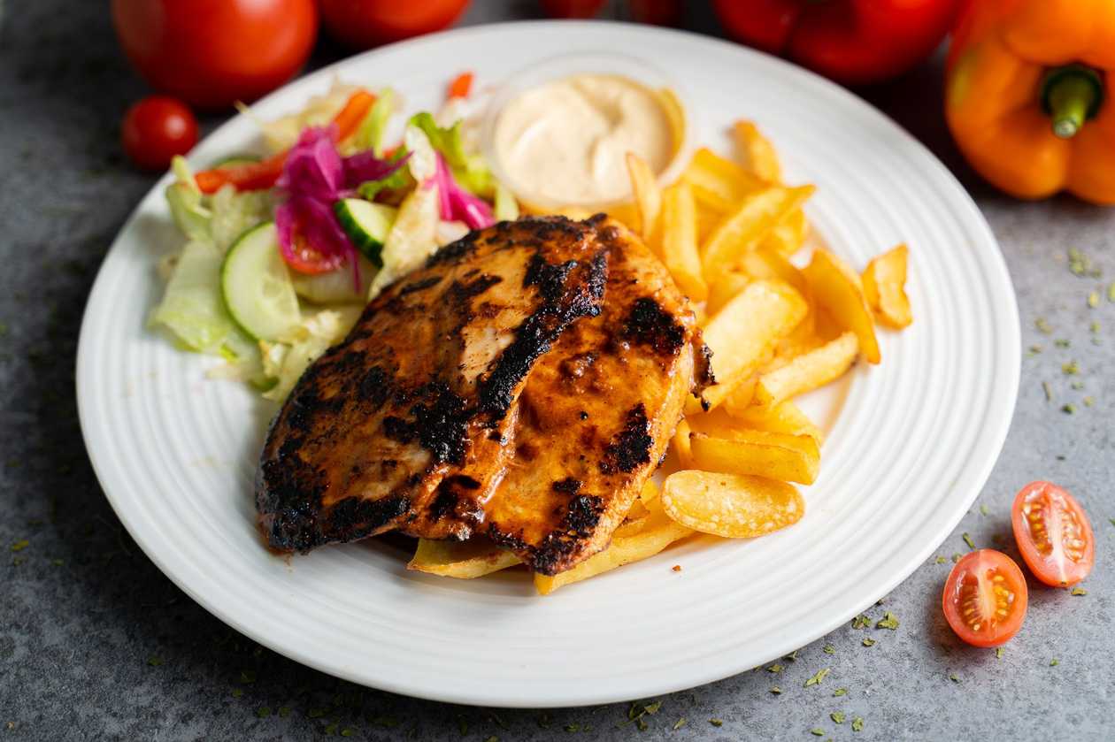 Hatch Chicken with Fresh Salad