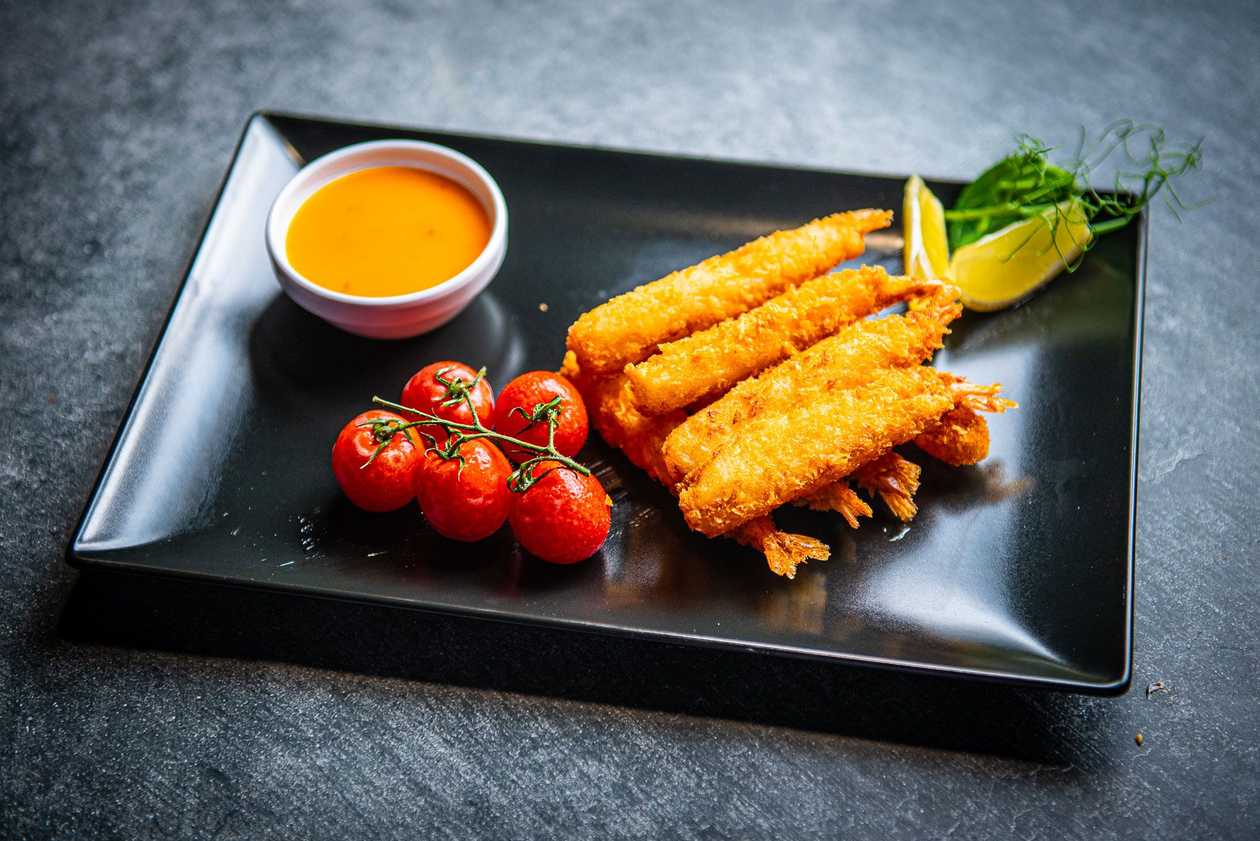 Kurgja shrimps in mango sauce