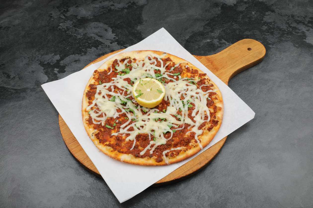 Lahmajun & Mix Cheese Manoushe