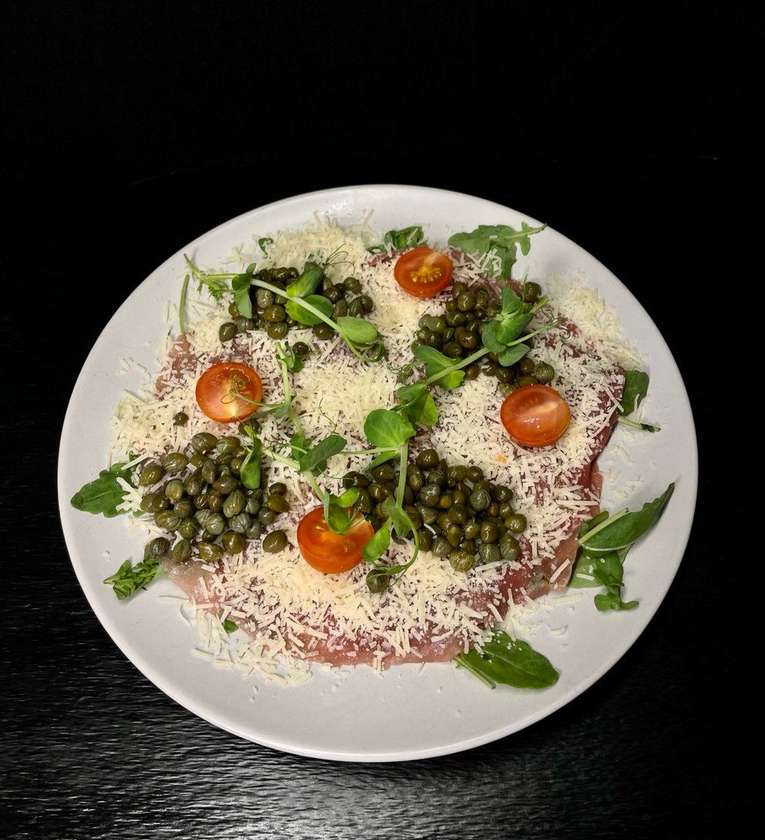 Beef carpaccio with true oil