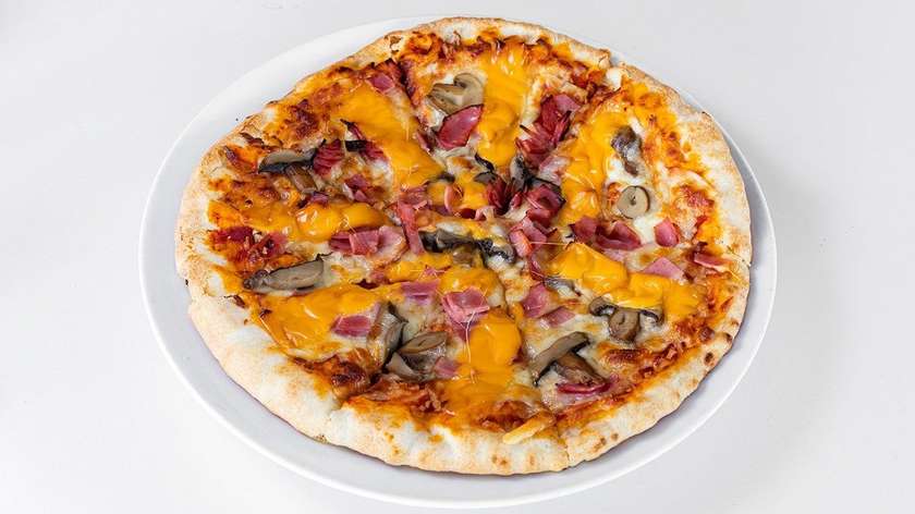 Petit Mushroom Cheddar Pizza