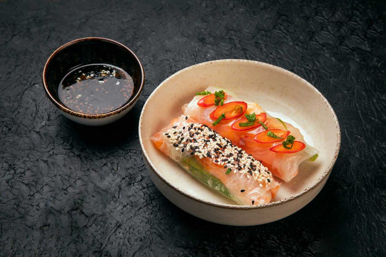Fresh Spring Roll salmon and shrimp