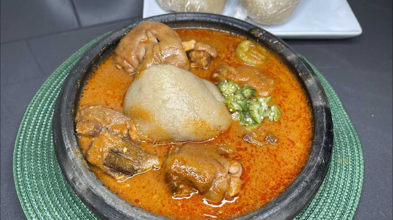 Kokonte with Groundnut Soup