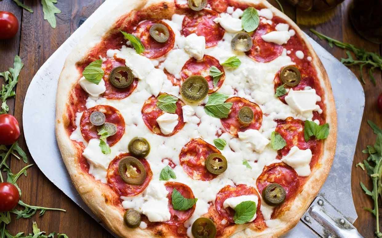 Sztos Pizza Bolt Food