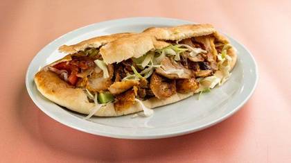 Chicken Gyros In  Pitta