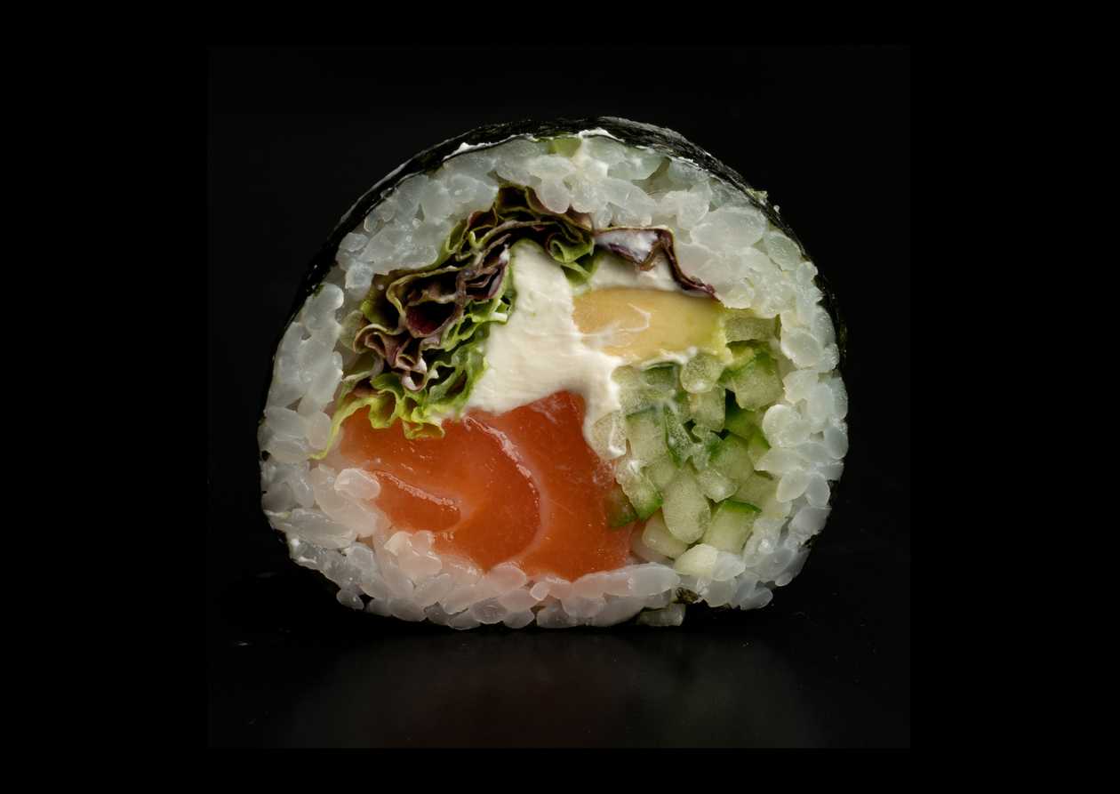 Futomaki salmon