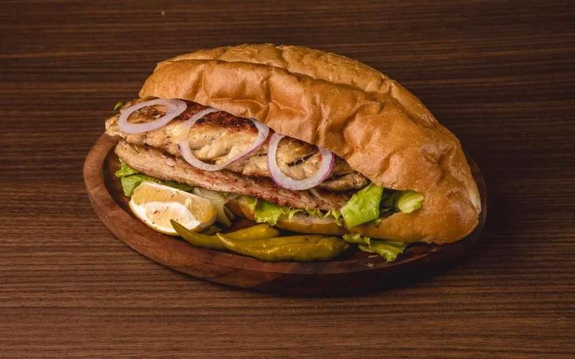 Balık Ekmek Skumbriya İlə 2 Əd.