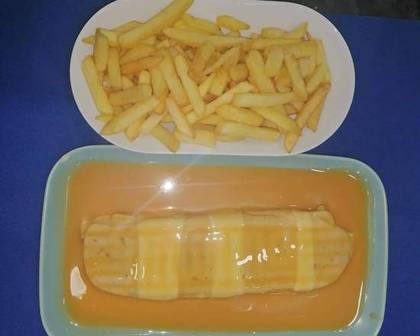 Cachorro com Molho Francesinha