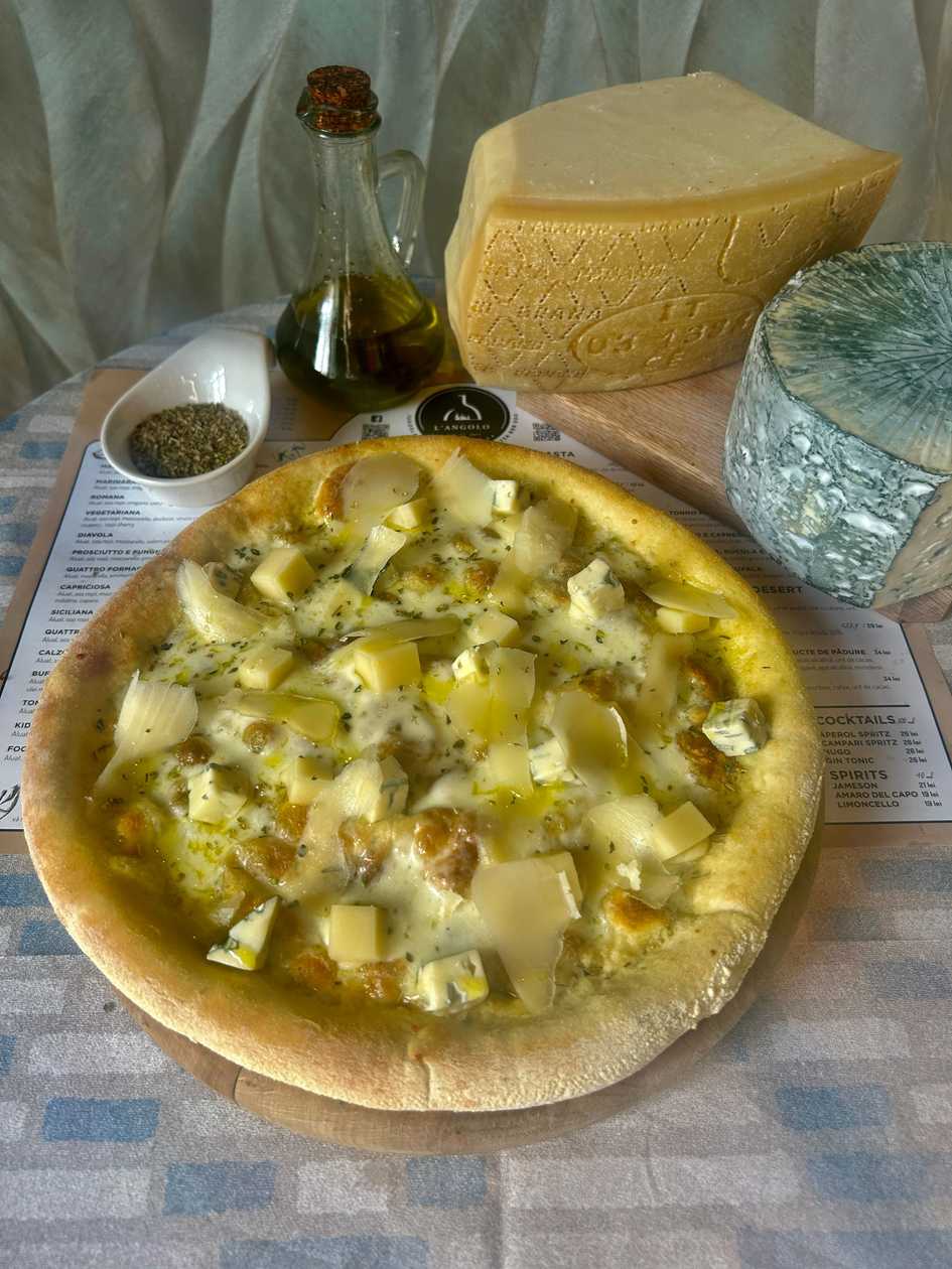 Pizza Quattro Formaggi