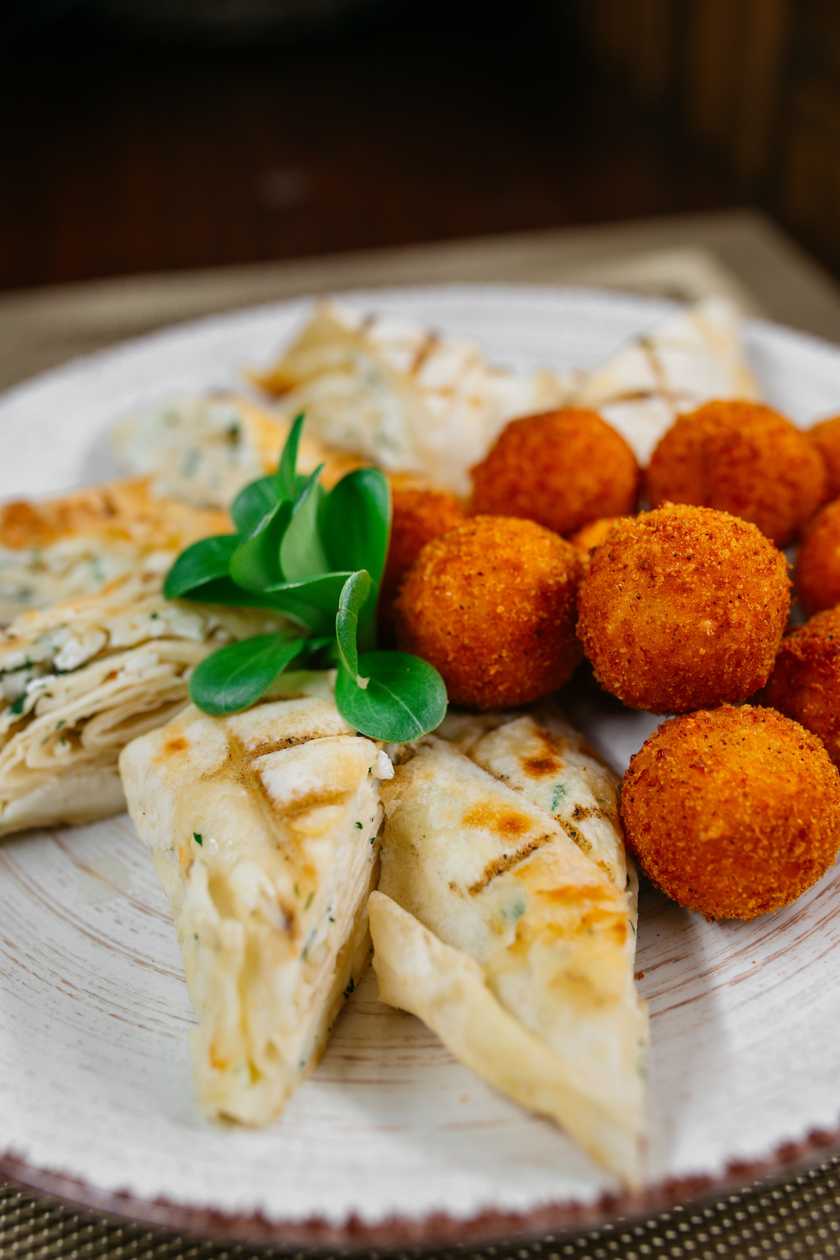 Lavash with Suluguni Cheese and Vegetables