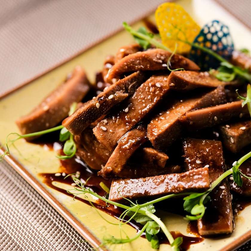 Tongue in Spicy Sauce