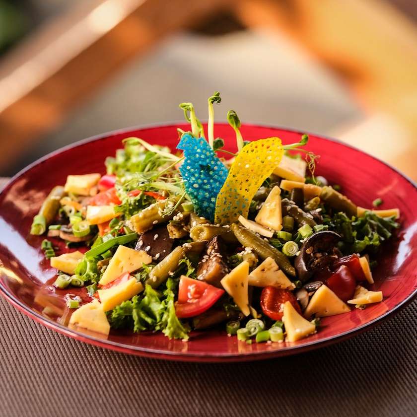 Vegetable Salad with Mushrooms