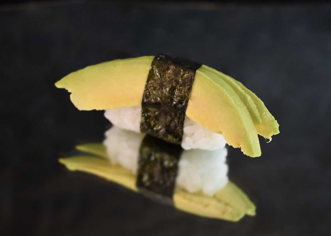 Avocado Nigiri (28g)
