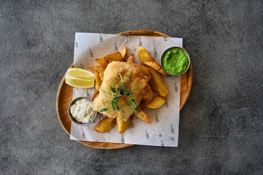 FISH & CHIPS