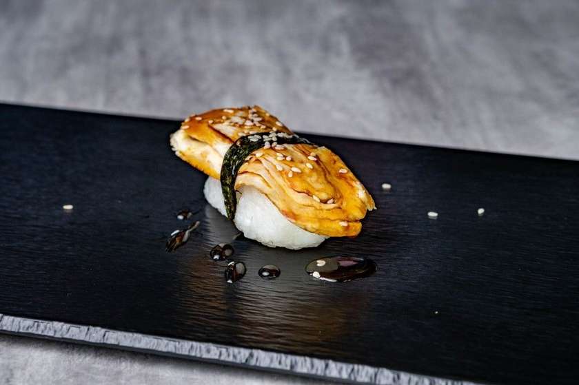 Nigiri Tamago (1 pc.)