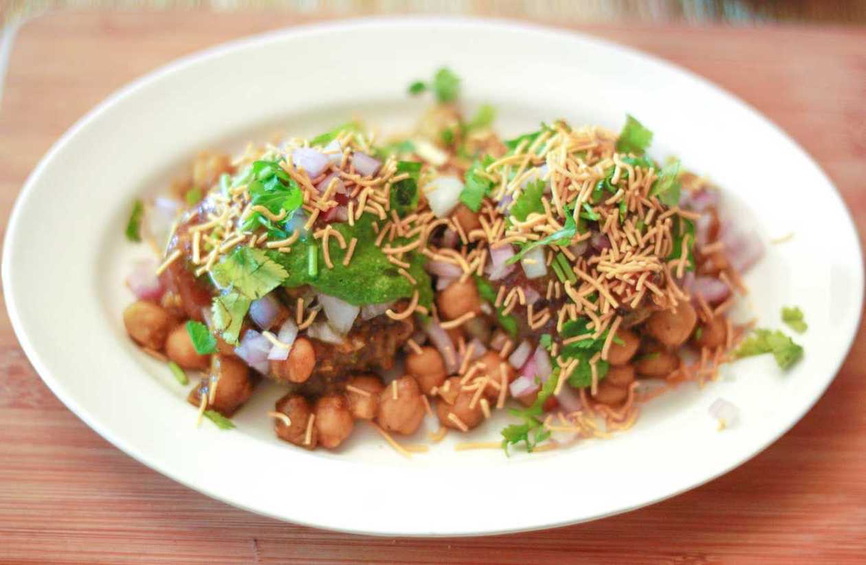 Aloo Tikki Chana (2 pcs.)