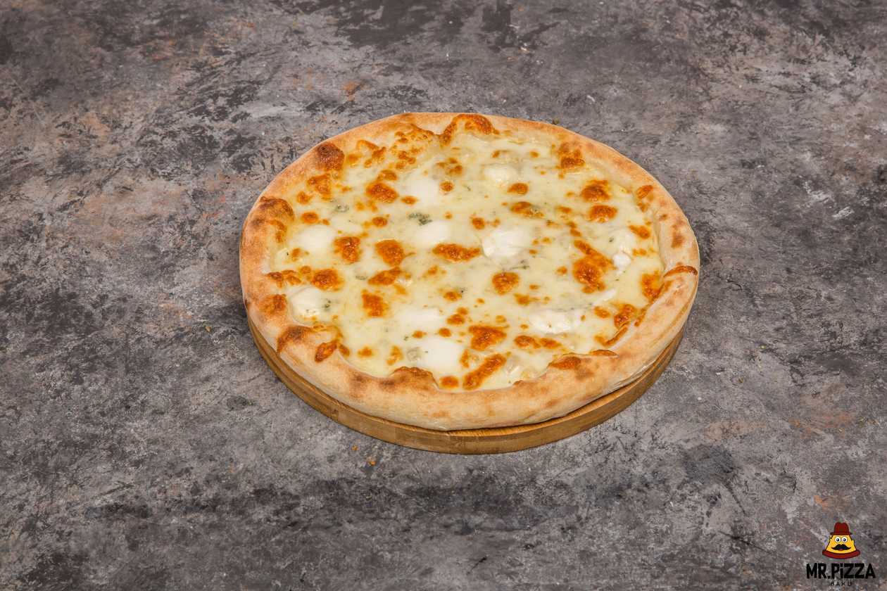 Pizza 4 Pendir
