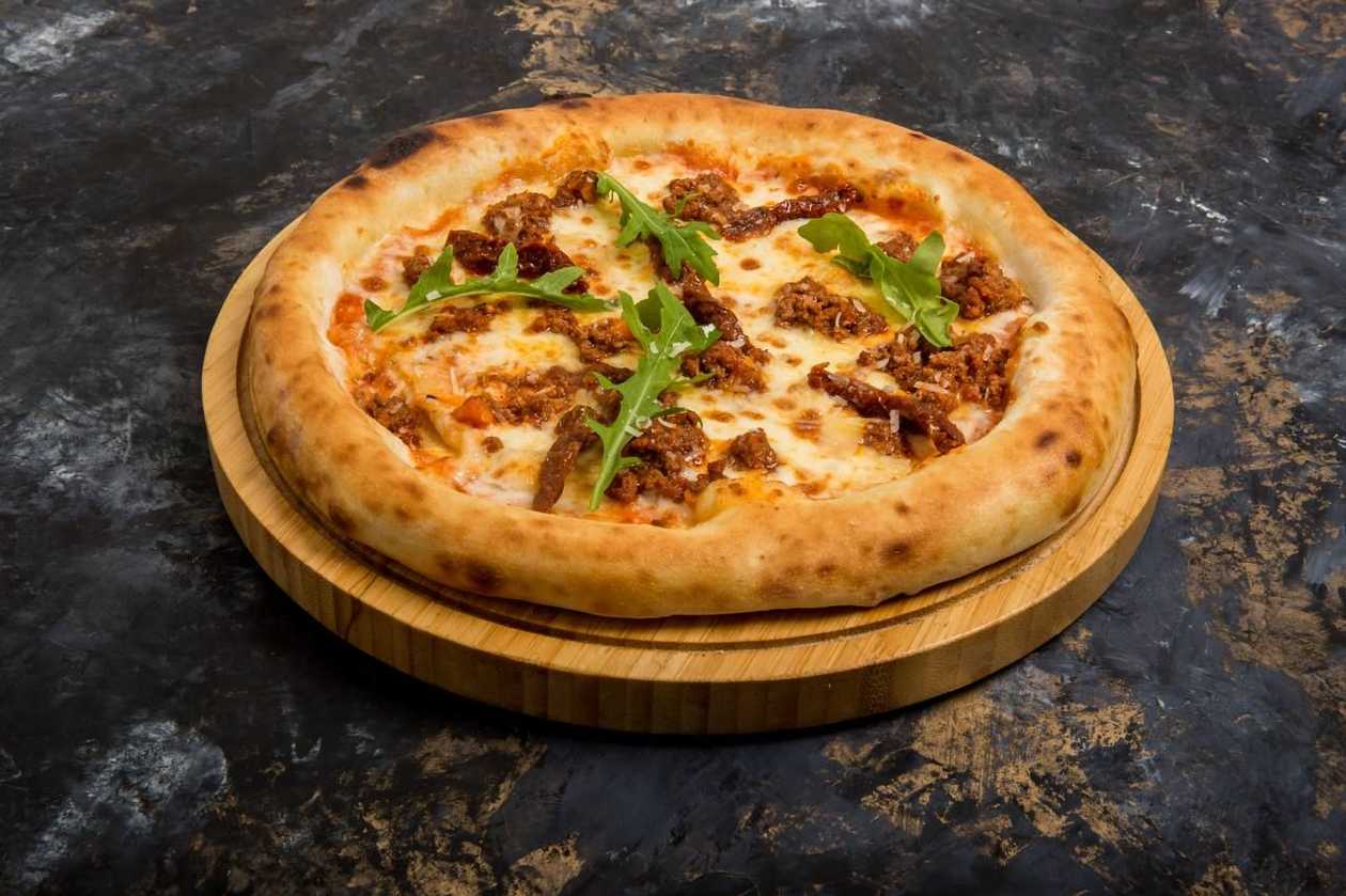 Pizza Bolanez